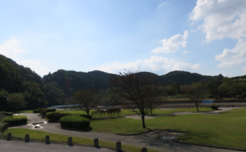 2.粟野川河川公園